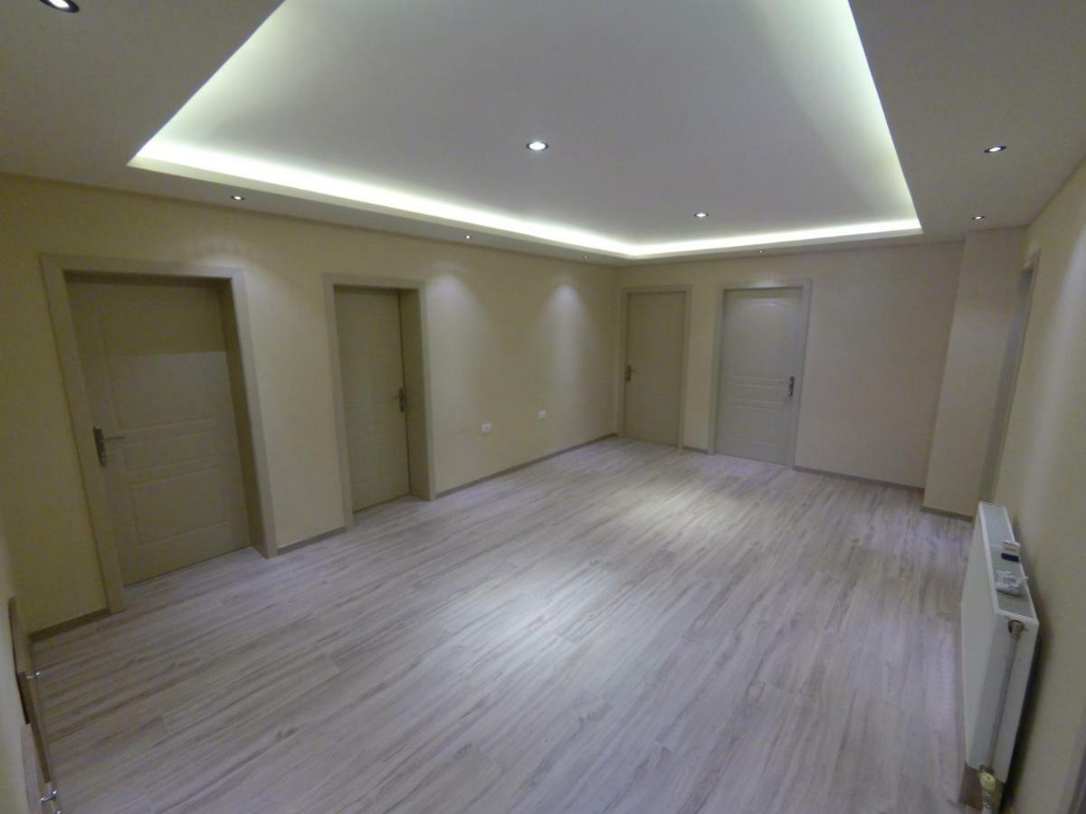 Hotel Vila Nino Берат Экстерьер фото