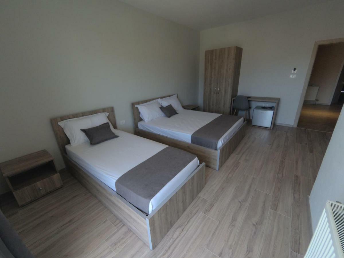 Hotel Vila Nino Берат Экстерьер фото