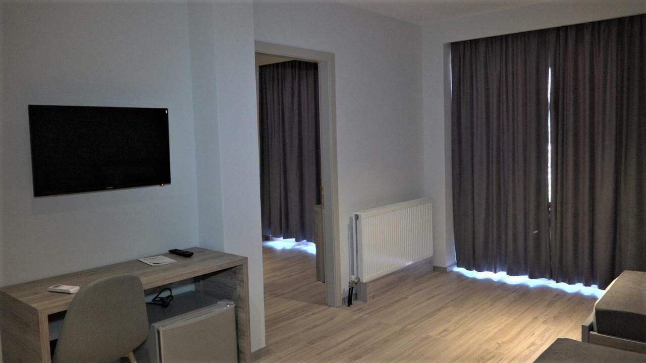 Hotel Vila Nino Берат Экстерьер фото