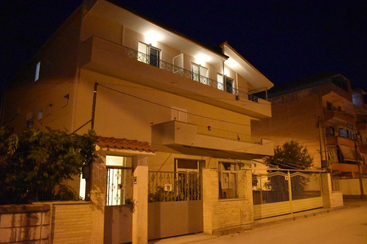 Hotel Vila Nino Берат Экстерьер фото