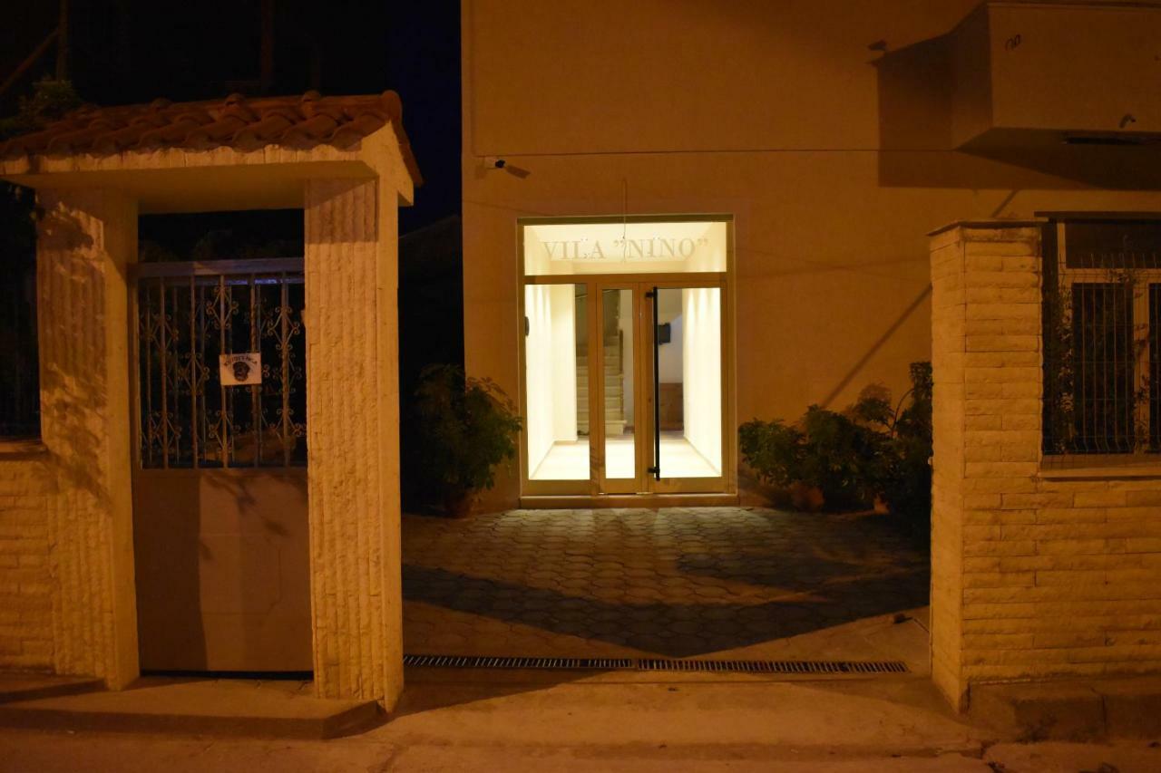 Hotel Vila Nino Берат Экстерьер фото
